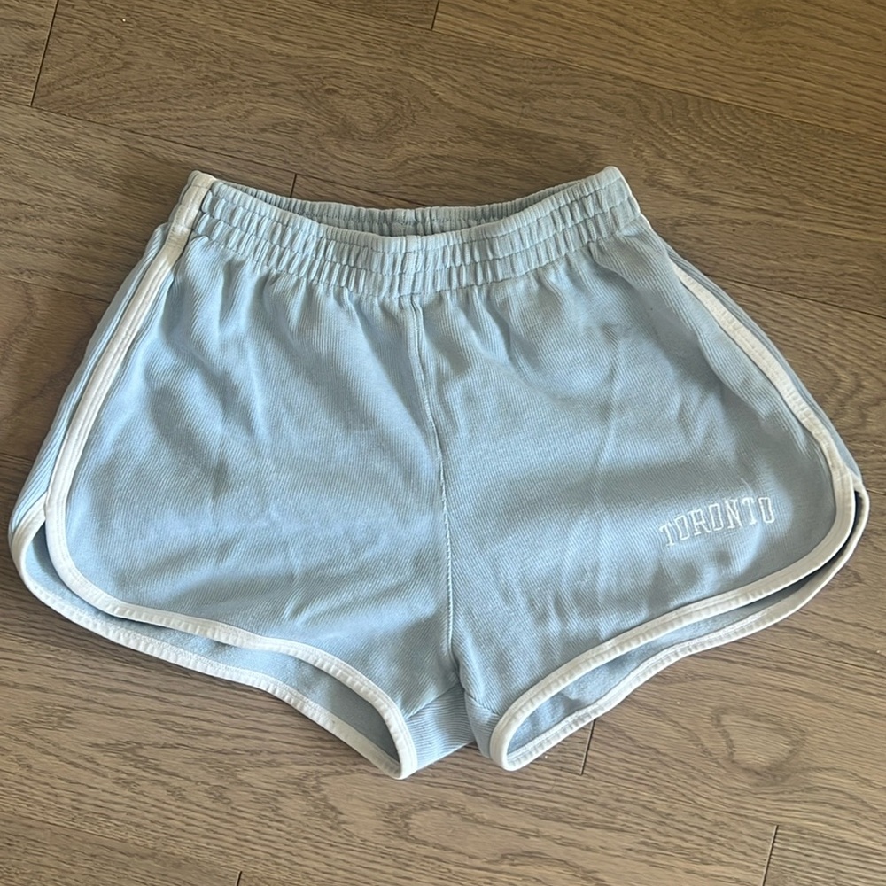 Brandy Melville ‘Toronto’ Lisette shorts - baby blue